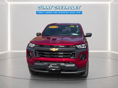 Used 2024 Chevrolet Colorado LT w/ LT Convenience Package image 4