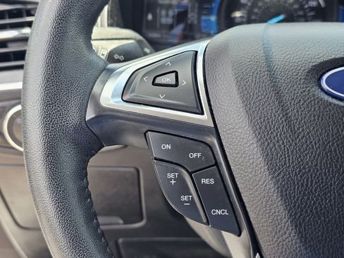 Used 2023 Ford Edge SEL w/ Sport Appearance Package AWD/4WD image 20