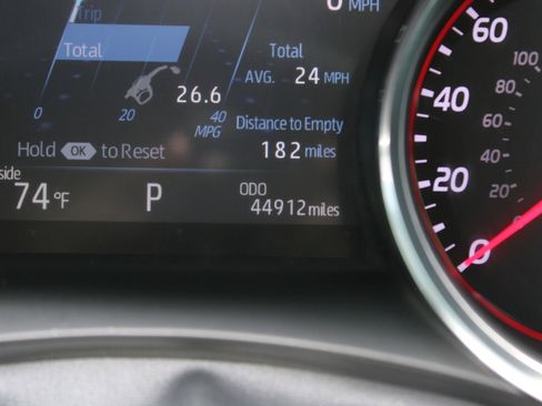 Used 2020 Toyota Camry XSE image 23