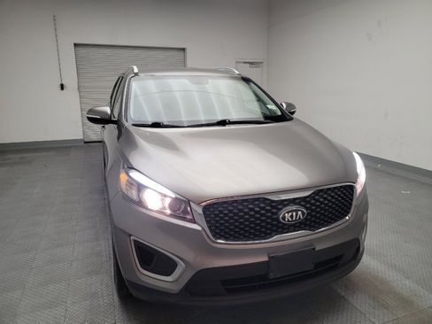 Used 2018 Kia Sorento LX image 14