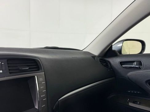 Used 2011 Lexus IS 250C image 15
