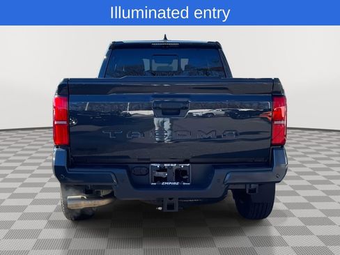 Used 2024 Toyota Tacoma TRD Sport image 8