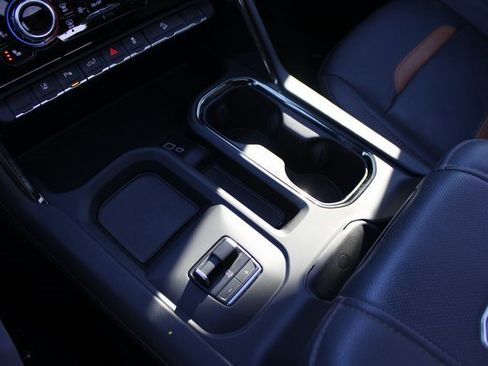 Used 2024 GMC Sierra 2500 AT4 w/ AT4 Premium Plus Package image 29