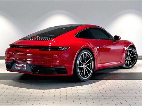 Used 2024 Porsche 911 Carrera S w/ Sport Package image 10
