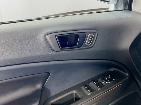 Used 2019 Ford EcoSport SES image 18