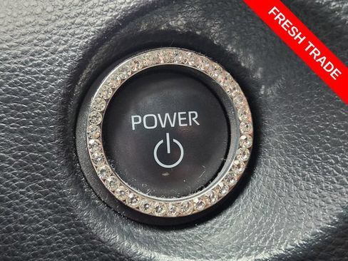 Used 2024 Toyota Corolla Cross AWD Hybrid image 19