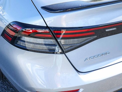 Used 2023 Honda Accord Sport image 8