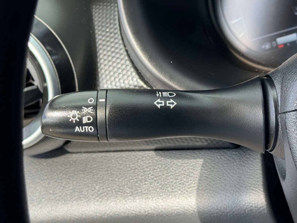 Used 2024 Nissan Kicks SV FWD image 20