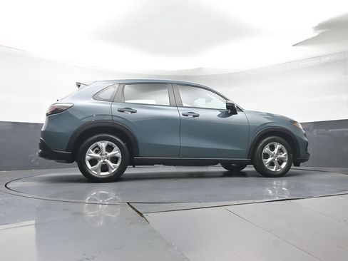 Used 2024 Honda HR-V LX image 33