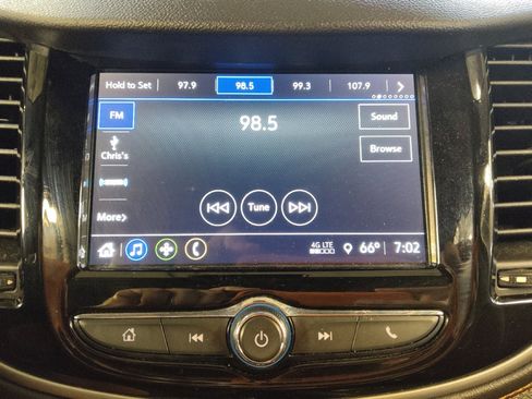 Used 2018 Chevrolet Trax LT w/ Sun & Sound Package AWD/4WD image 25
