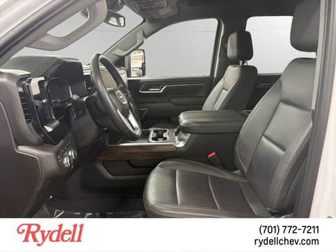 Used 2024 GMC Sierra 2500 SLT image 10