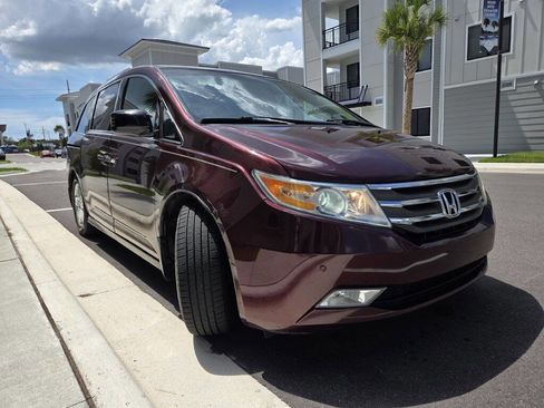Used 2012 Honda Odyssey Touring image 4