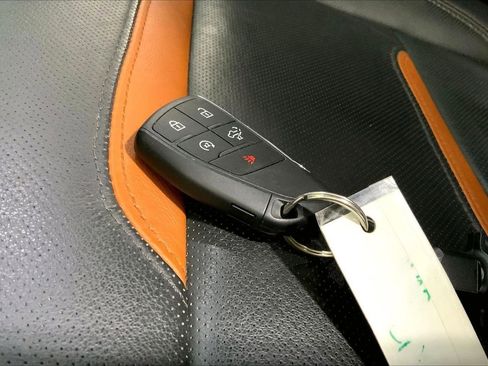 Used 2024 GMC Sierra 1500 AT4 w/ Technology Package image 11