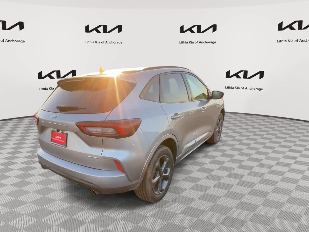 Used 2024 Ford Escape ST-Line AWD/4WD image 9