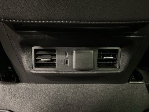 Used 2023 Chevrolet Silverado 1500 LT image 17