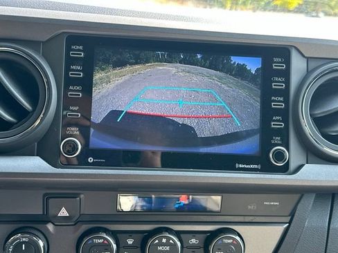 Used 2022 Toyota Tacoma TRD Sport w/ Black Out Package (TMS) AWD/4WD image 31