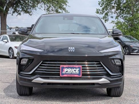 Used 2025 Buick Envista Preferred w/ Convenience I Package image 2