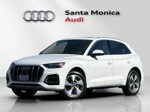 Used 2023 Audi Q5 2.0T Premium w/ Convenience Package image 1