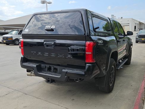 Used 2024 Toyota Tacoma TRD Off-Road w/ TRD Off Road Upgrade Package image 2