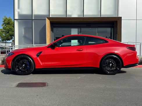 Used 2025 BMW M4 Competition w/ Executive Package RWD image 5