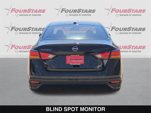 New 2025 Nissan Altima 2.5 SV image 5