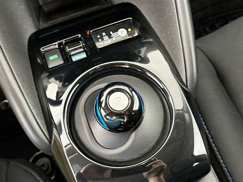 Used 2022 Nissan Leaf SV Plus FWD image 15