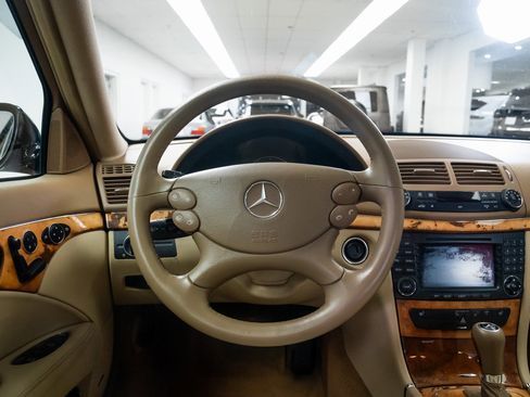 Used 2007 Mercedes-Benz E 350 E 350 image 12