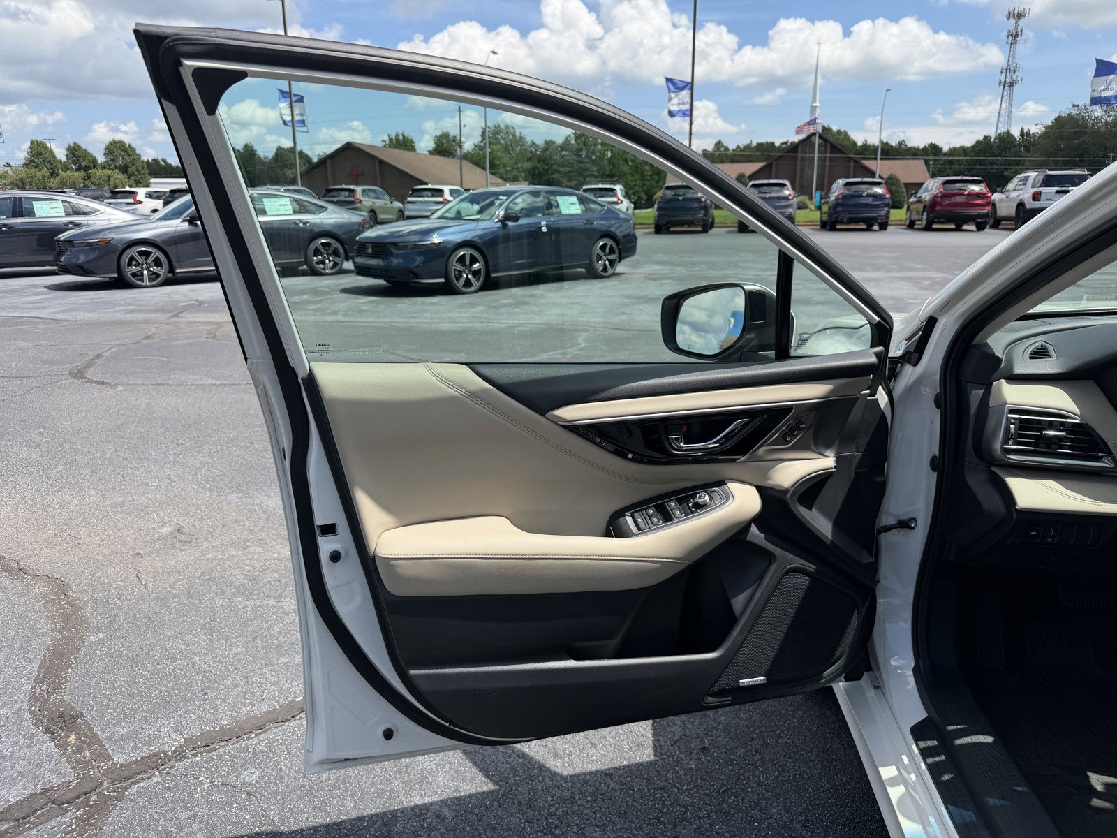 Used 2022 Subaru Legacy Limited AWD/4WD image 18
