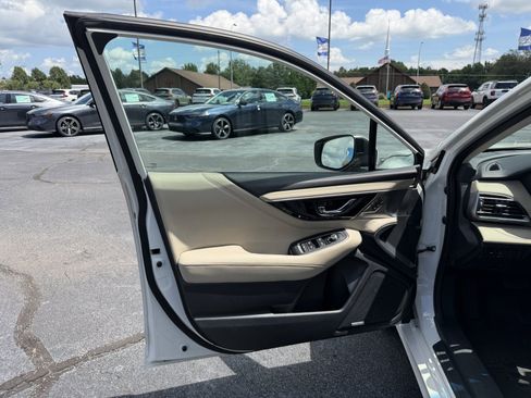 Used 2022 Subaru Legacy Limited AWD/4WD image 18