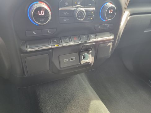 Certified 2021 Chevrolet Silverado 1500 LT RWD image 27