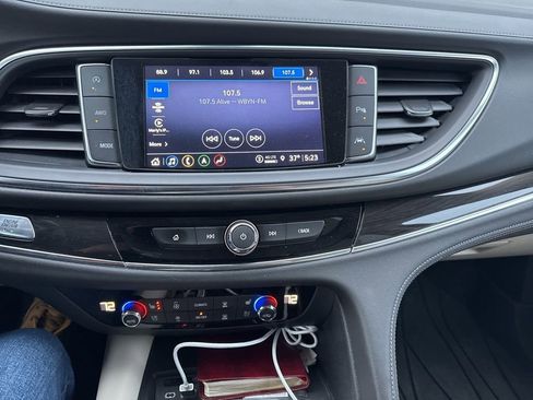 Used 2023 Buick Enclave Premium w/ Experience Buick Package image 9