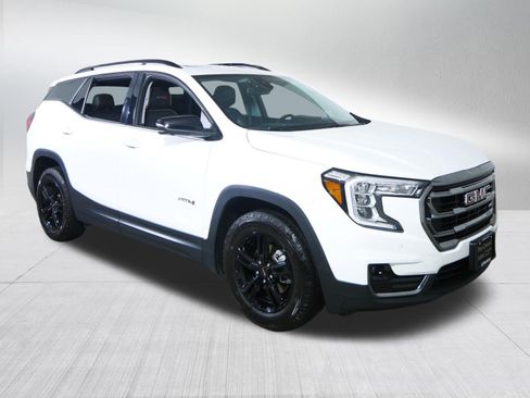 Used 2022 GMC Terrain AT4 w/ Infotainment Package II AWD/4WD image 1
