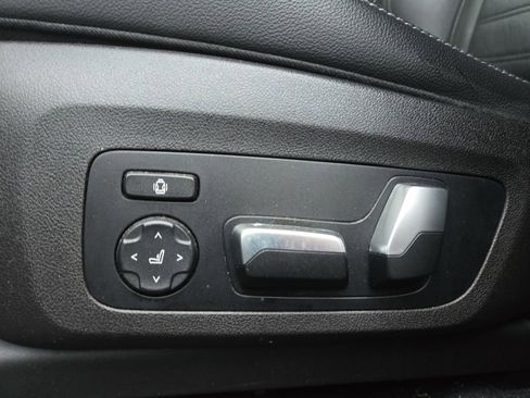 Used 2019 BMW X3 M40i w/ Premium Package image 9