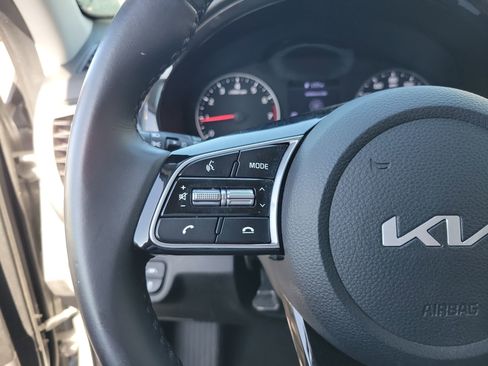 Used 2023 Kia Seltos S w/ Navigation Package FWD image 26