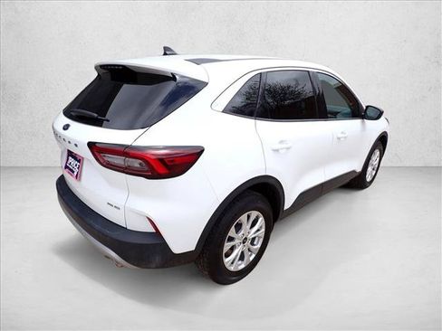 Used 2023 Ford Escape Active AWD/4WD image 4