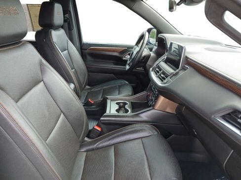 Used 2023 Chevrolet Tahoe High Country AWD/4WD image 18