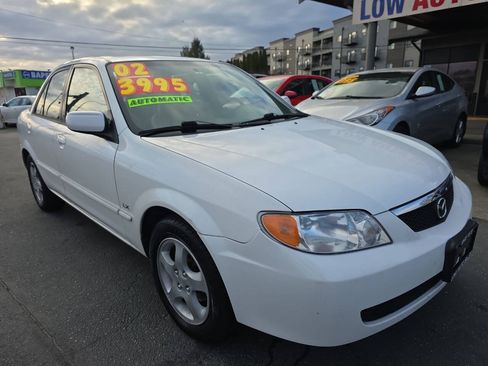 Used 2002 MAZDA Protege FWD image 1