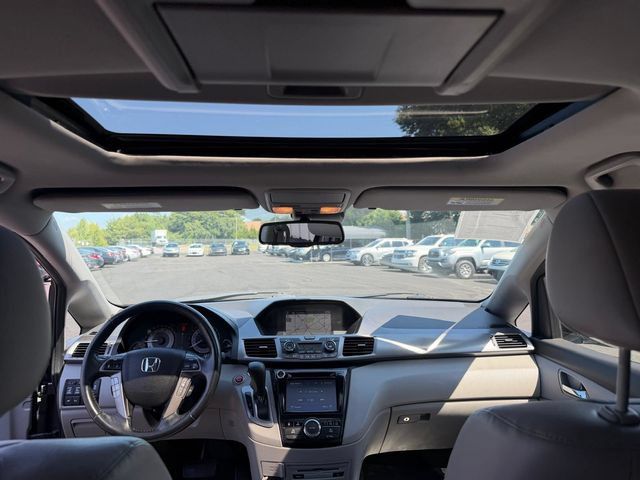 Used 2016 Honda Odyssey Touring image 19