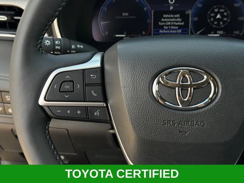 Certified 2026 Toyota Highlander Platinum AWD/4WD image 12