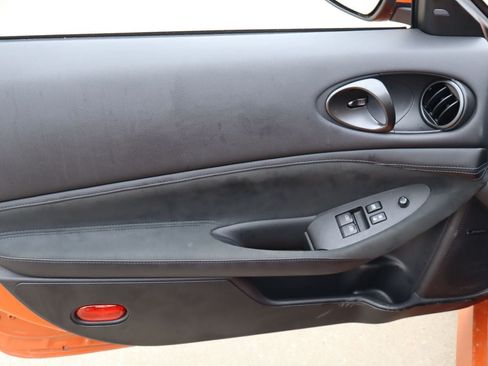 Used 2024 Nissan Z Performance w/ Heritage Edition RWD image 17
