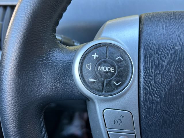 Used 2013 Toyota Prius V Five FWD image 18