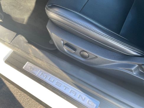 Used 2024 Ford Mustang Premium image 23