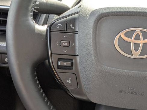 Used 2024 Toyota Prius Limited FWD image 30