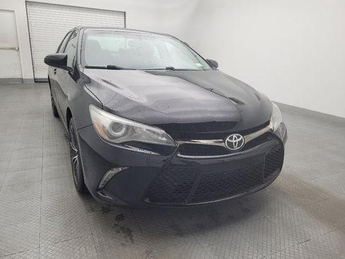 Used 2017 Toyota Camry XSE image 14