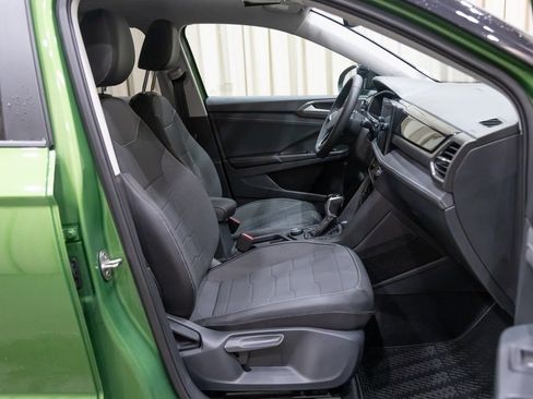 New 2026 Volkswagen Taos SE AWD/4WD image 11