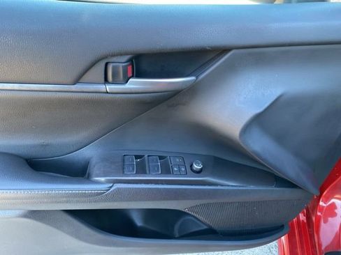 Used 2023 Toyota Camry XSE image 14