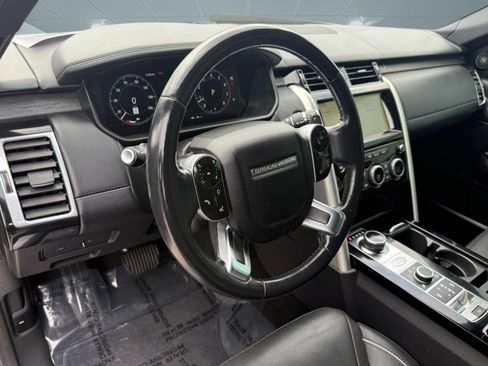 Used 2019 Land Rover Discovery HSE Luxury image 4