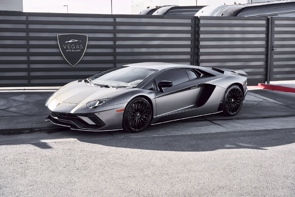 Used 2018 Lamborghini Aventador S AWD/4WD image 10