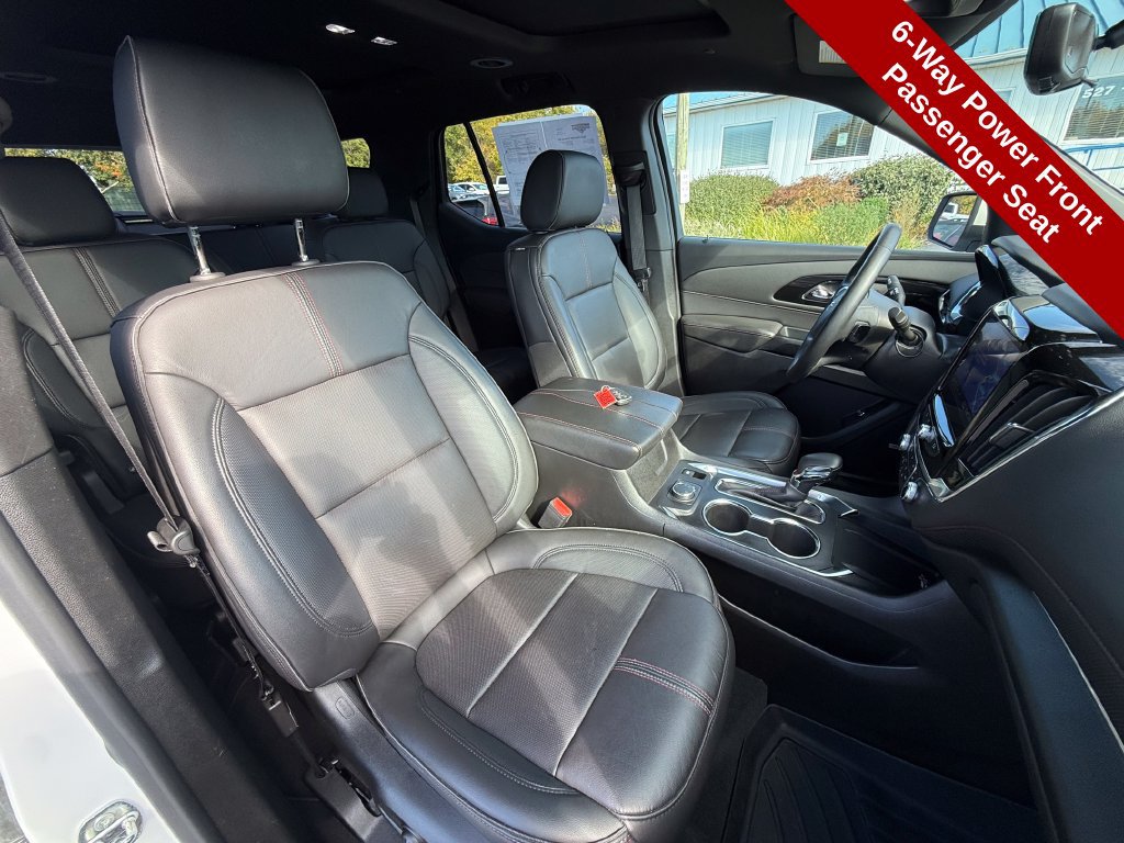 Used 2023 Chevrolet Traverse RS AWD/4WD image 48