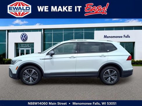 Used 2024 Volkswagen Tiguan Wolfsburg Edition AWD/4WD image 4